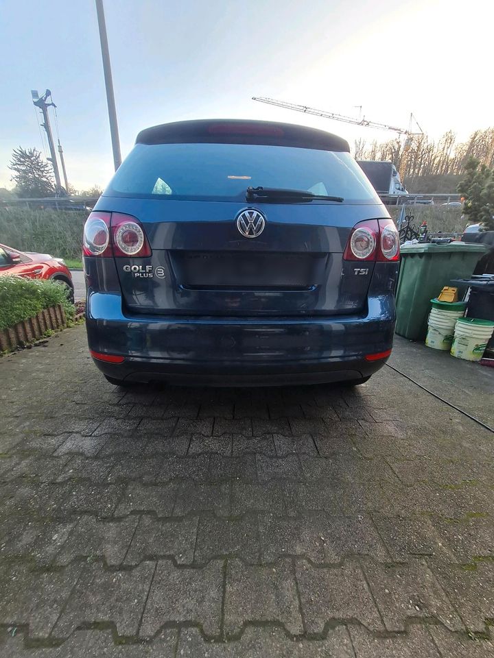 Volkswagen Golf VI Plus 1.2 Tsi in Niefern-Öschelbronn