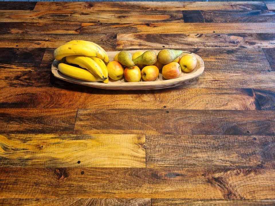 Wunderschöner  Esstisch Massivholz Mango  2.2x1.1m in Wutöschingen