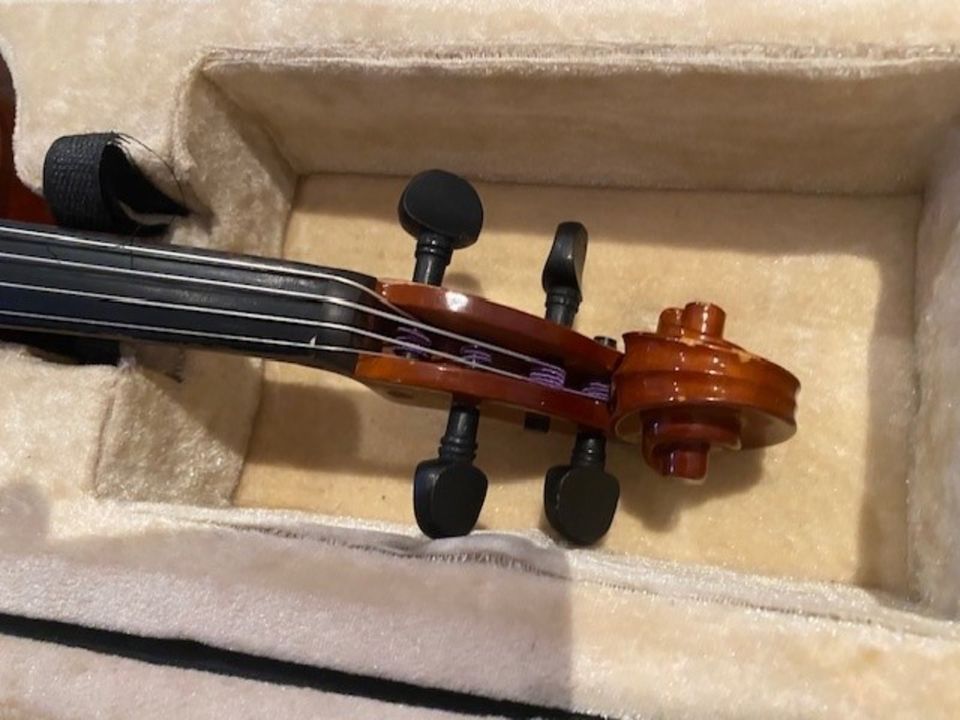 Gut erhaltene Einstiegs Geige - durch Geigenbauer gewartet in Soest