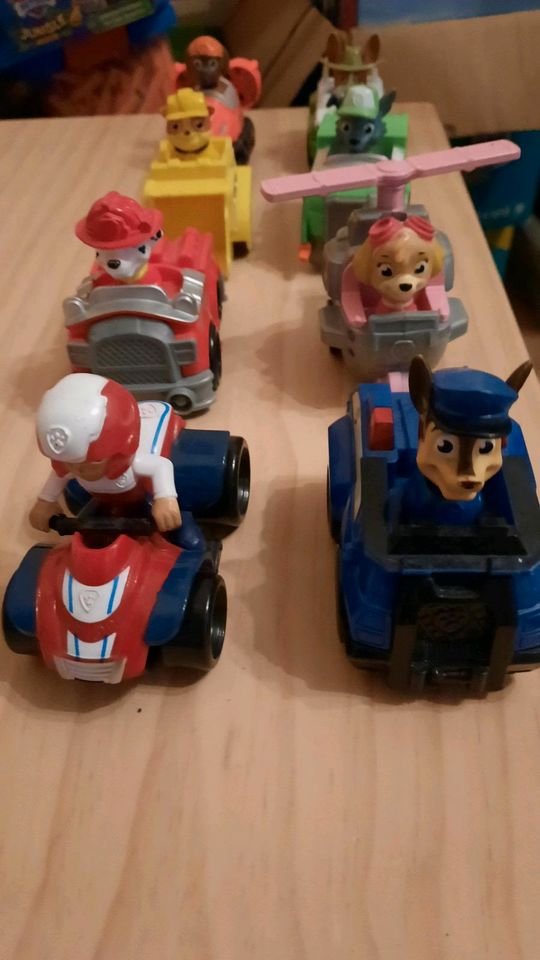 Paw patrol autos plus Figuren TOP in Kirchhundem