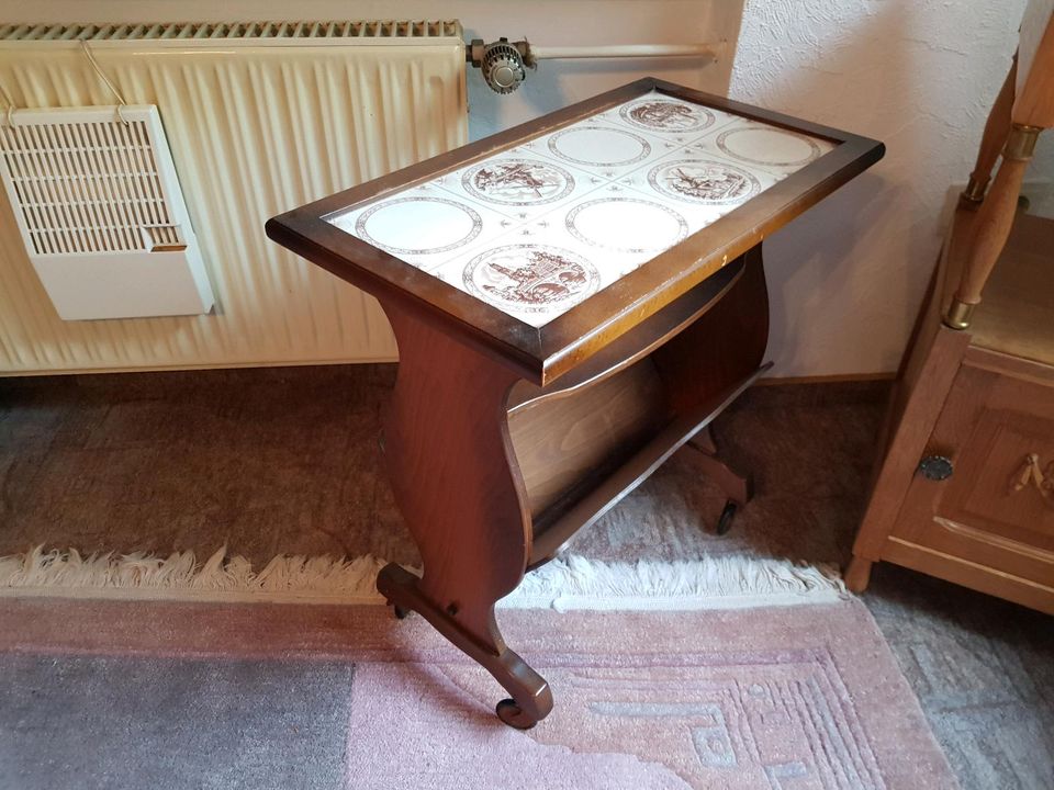 Beistelltisch Servierwagen Hocker Vintage mit Fliesen in Olfen