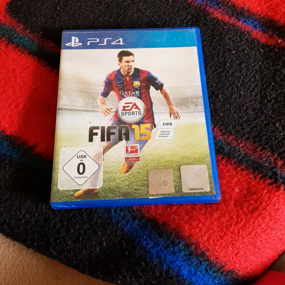 PS 4 Spiele Fifa 15-19 in Schwelm