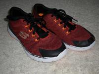 “Lite-weigh“-Sneakers von SKECHERS, rot, Gr. 37 Niedersachsen - Peine Vorschau
