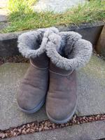 UGG Boots Bailey Bow mini, Gr. 40, grau mit Schleife, original Sachsen - Burgstädt Vorschau