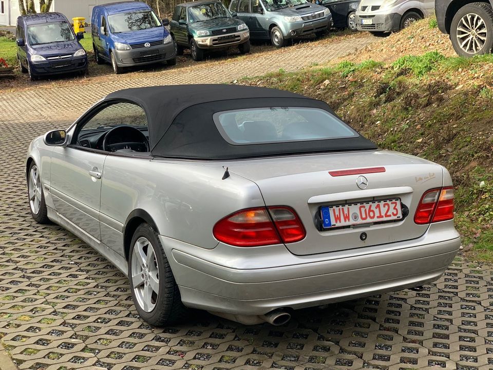 Mercedes-Benz CLK 200 Avangarde Schaltung in Westerburg