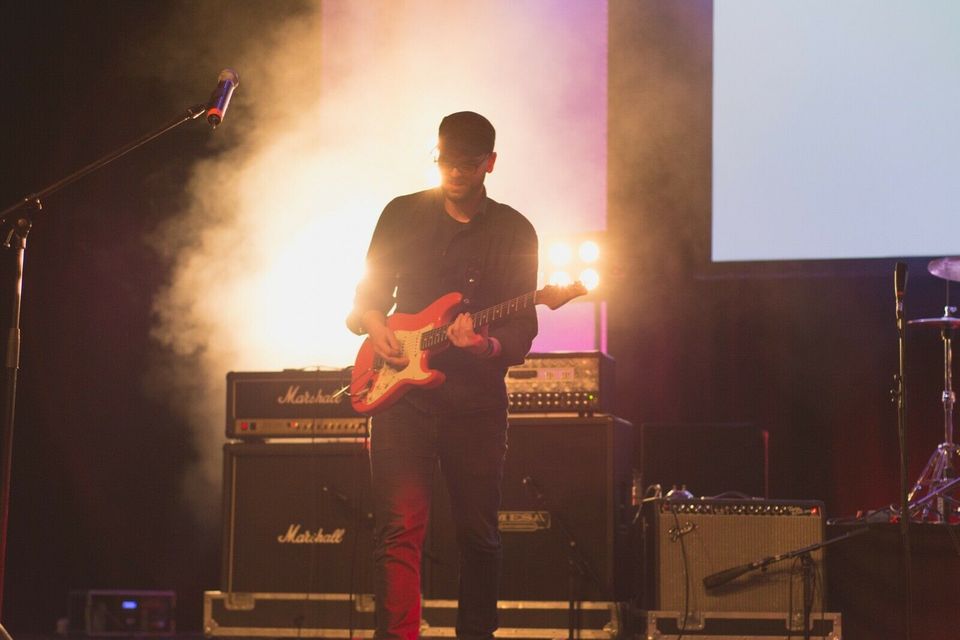 Gitarrenunterricht Online (Skype, Zoom, etc) - Tino Rühlemann in Neu-Isenburg