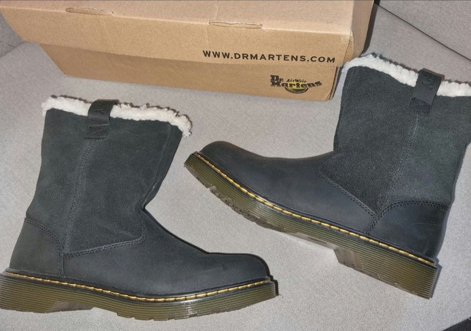 Winterstiefel von Dr. Martens (original u.neu) in Hamm