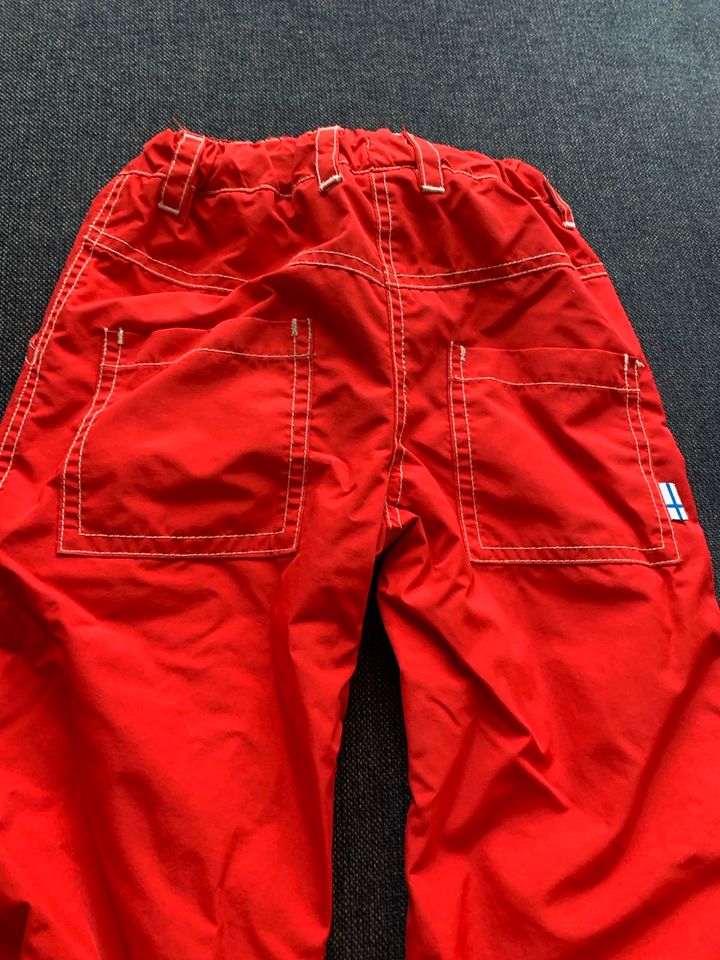 Finkid Keksi outdoorhose Matschhose rot 90/100 in Hürth