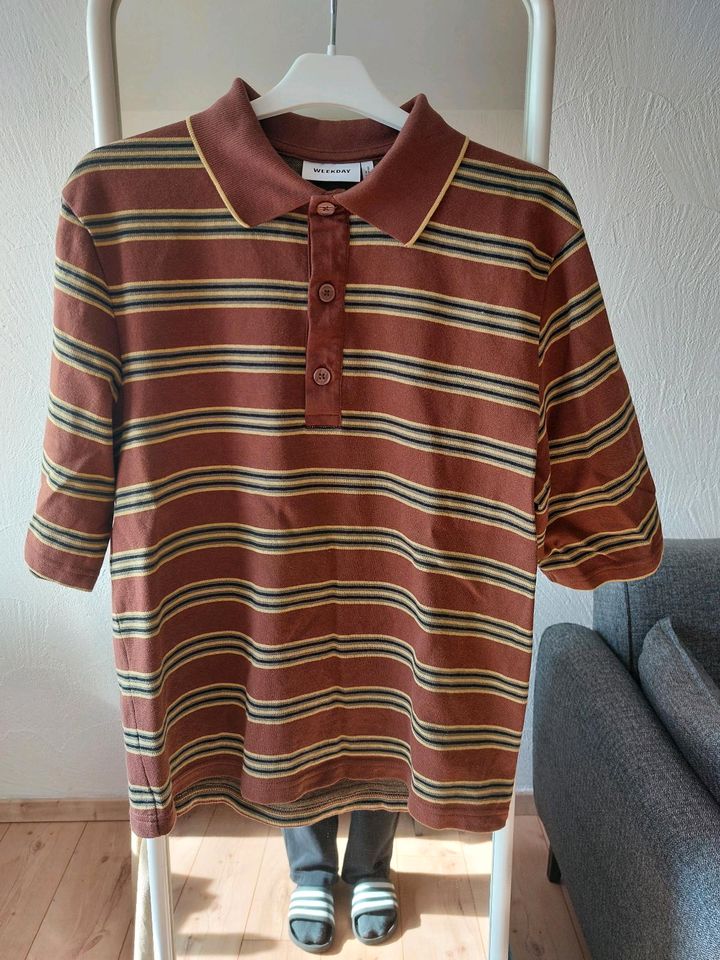 Weekday Relaxed Poloshirt T-Shirt S Rot Gelb gestreift in Mötzingen