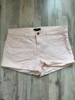 Jeans Shorts kurz rosa H&M Gr. 36 S Freiburg im Breisgau - Altstadt Vorschau