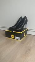 Buffalo Pumps in 37 Schwarz (NEU von DEICHMANN) Essen - Huttrop Vorschau