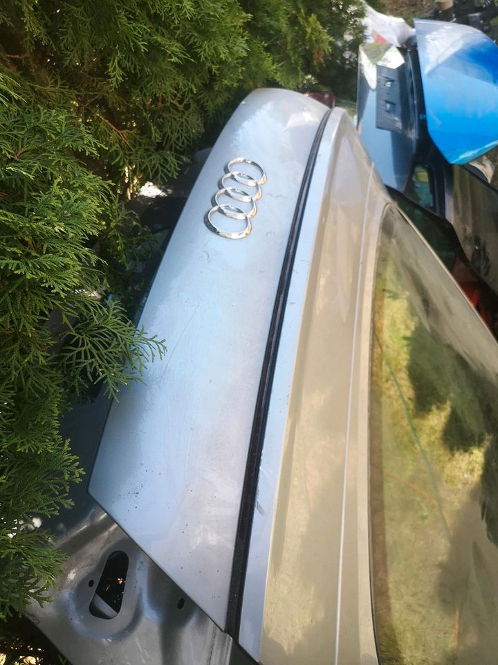 Audi tt 8s0 heckklappe Klappe elektrische  Spoiler Rücklicht komp in Brieskow-Finkenheerd