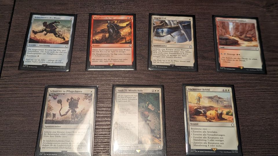 Magic The Gathering Fallout Precon Hail Caesar + Upgrade in Dresden