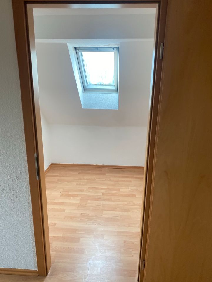 Schöne 2,5 Zimmer Wohnung in Langenfeld zu vermieten. in Monheim am Rhein