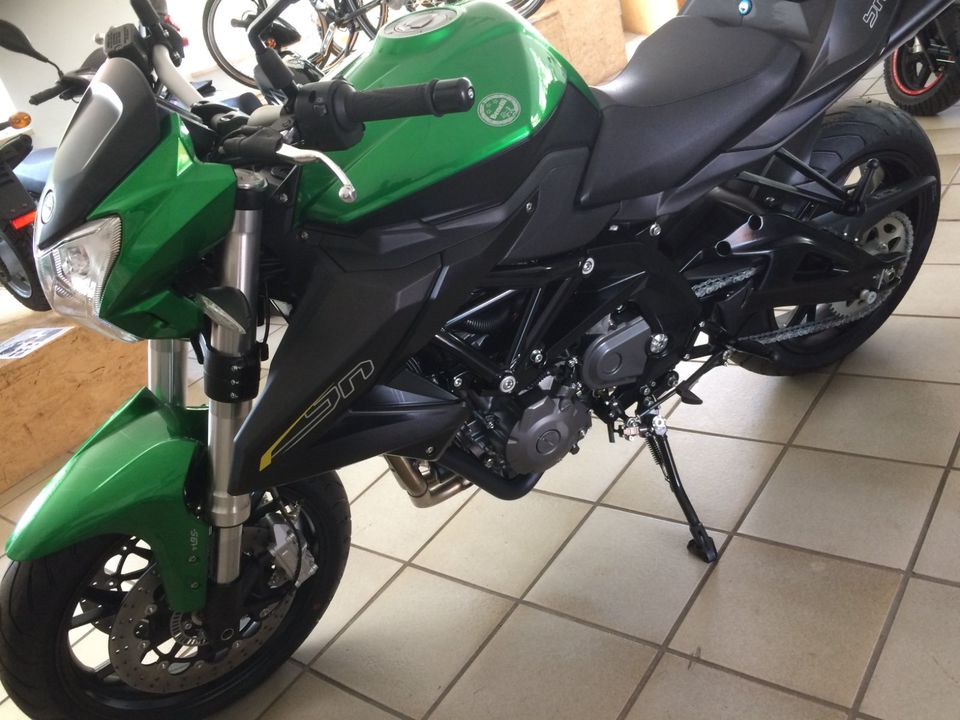 Benelli 600 i  Neufahrzeug mit Tageszulassung - Anbebot in Mitterteich