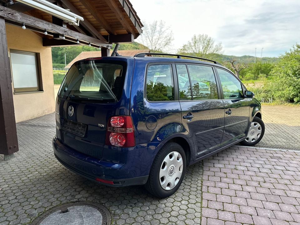 Volkswagen Turan 1,9 tdi in Endingen