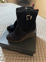 Tommy Hilfiger Stiefel Gr 38 inkl Versand Niedersachsen - Hatten Vorschau
