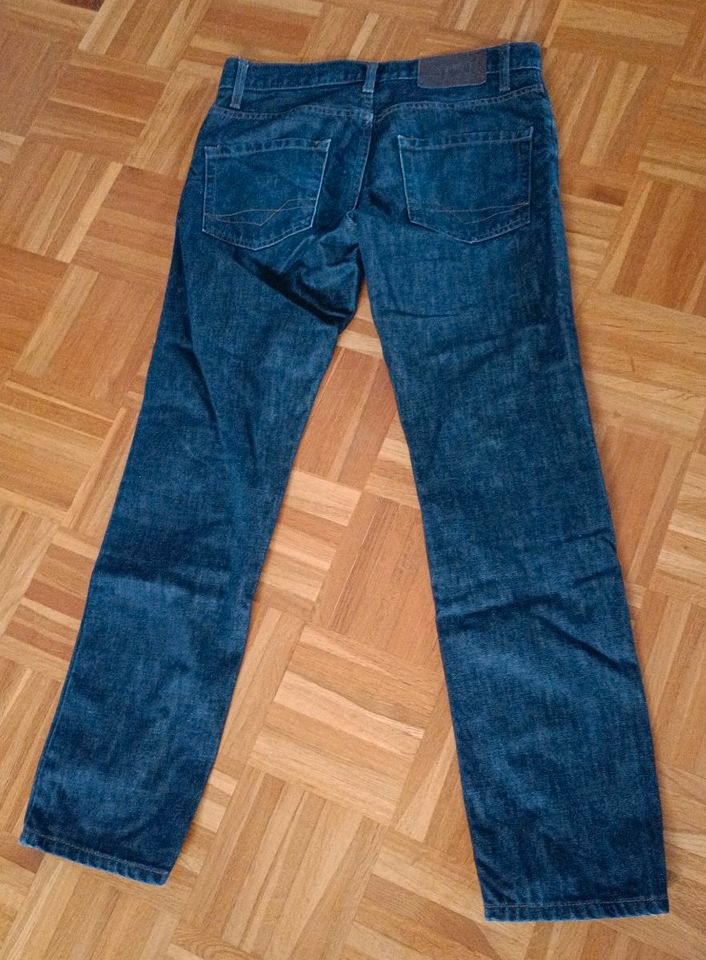 Esprit Herren Jeans dark blue 31/32 slim in Hanstedt