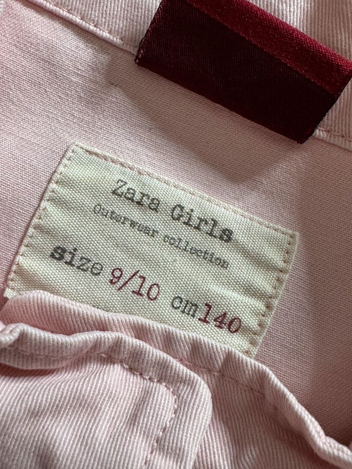 Zara Jacke Snoopy Gr. 140. Kaum getragen. in Amelinghausen