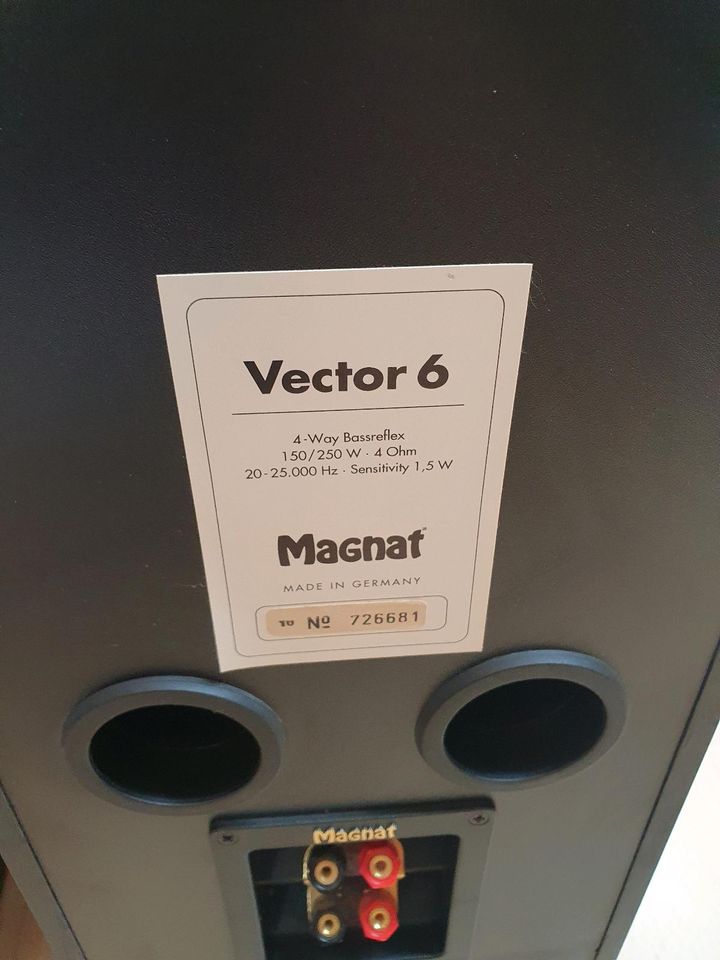 Magnat Vector 6 4-WAY Speaker System Lautsprecher in Meinerzhagen