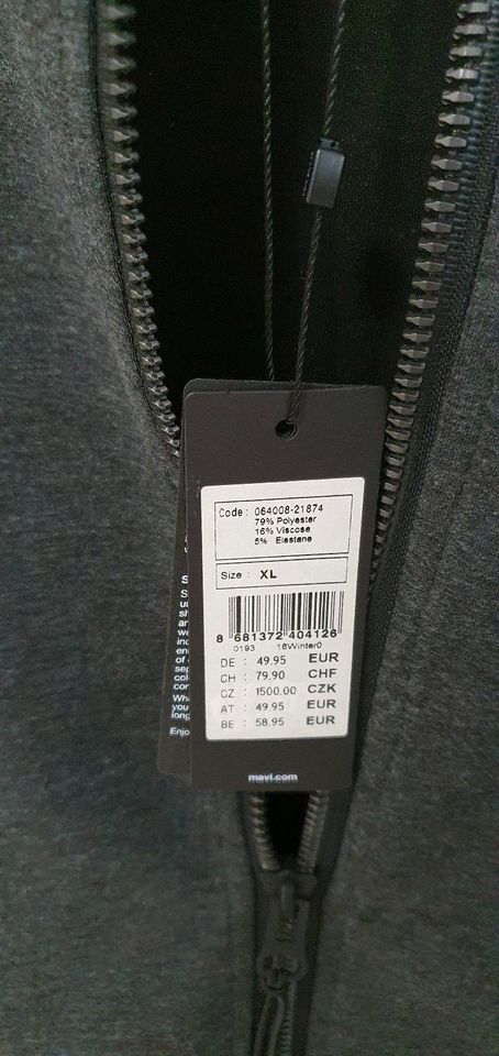 Sportliche Herrenjacke in grau meliert von Mavi *neu* in Köln