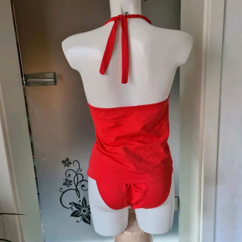 Lascana Tankini mit Raffungen und Shaping-Effekt Gr.40 rot in Starsiedel