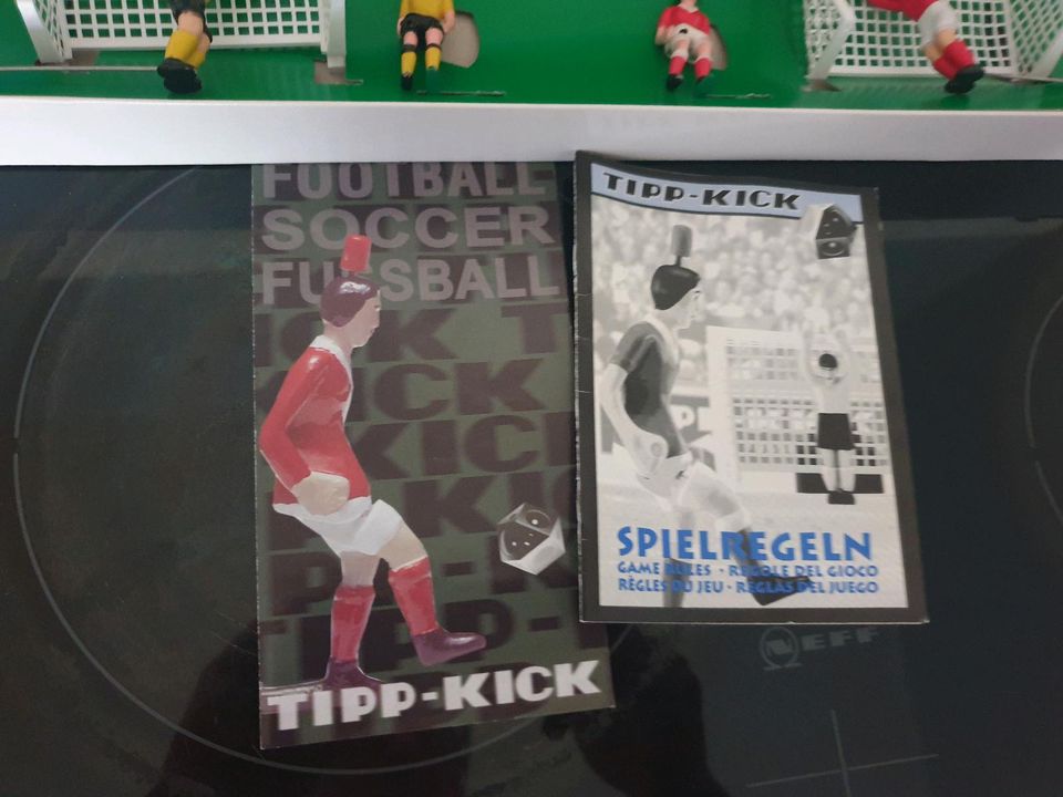 Tipp Kick Standard Gesellschaftsspiel in Hohenlockstedt