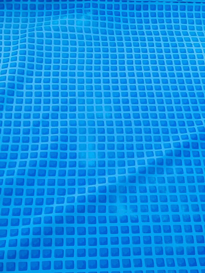 Intex Pool 2mx3m mit Pumpe in Bad Dürrheim