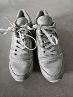 Reebok Sneaker Gr. 37 Silber Glitzer Nordrhein-Westfalen - Moers Vorschau