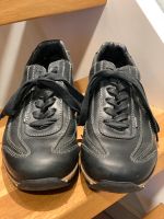 Tommy Hilfiger Sneaker dunkelblaues Leder Gr. 40 guter Zustand Sachsen-Anhalt - Stendal Vorschau