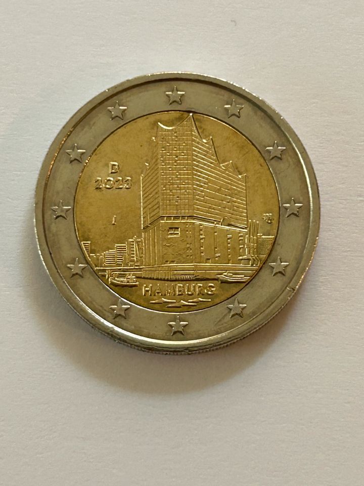 2 Euro Münzen Strichmännchen & Elbphilharmonie in Warnitz
