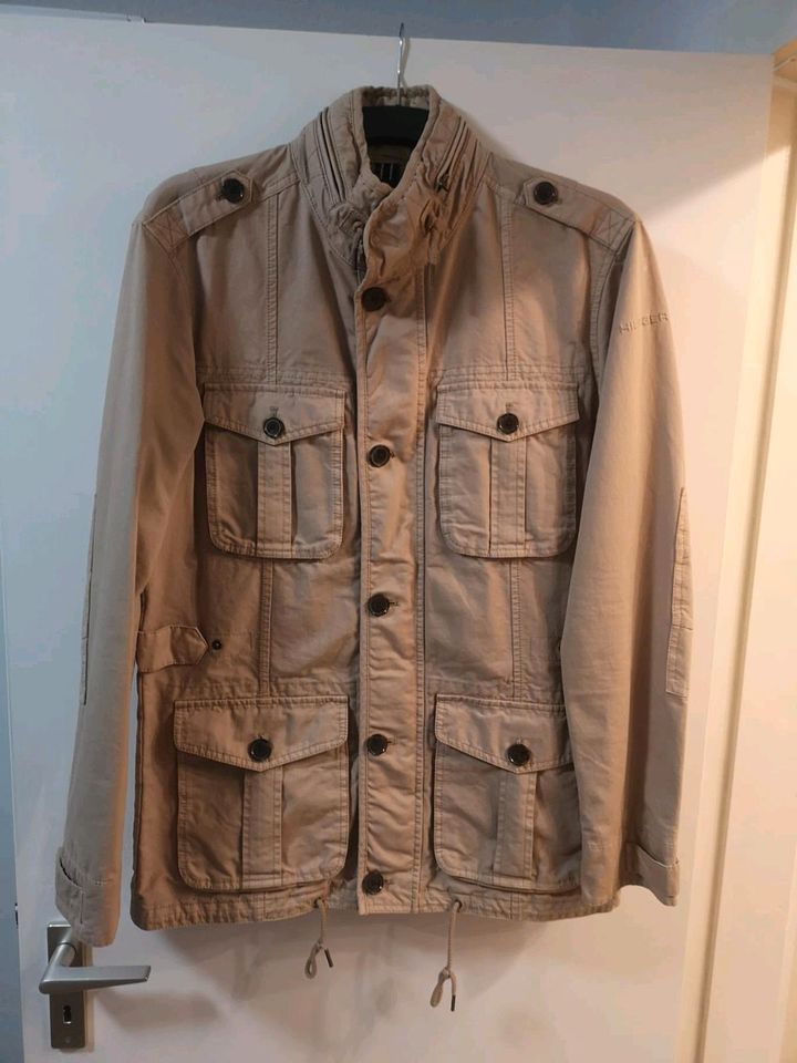 Herren Jacke Tommy Hilfiger Beige Gr. M in Hamburg