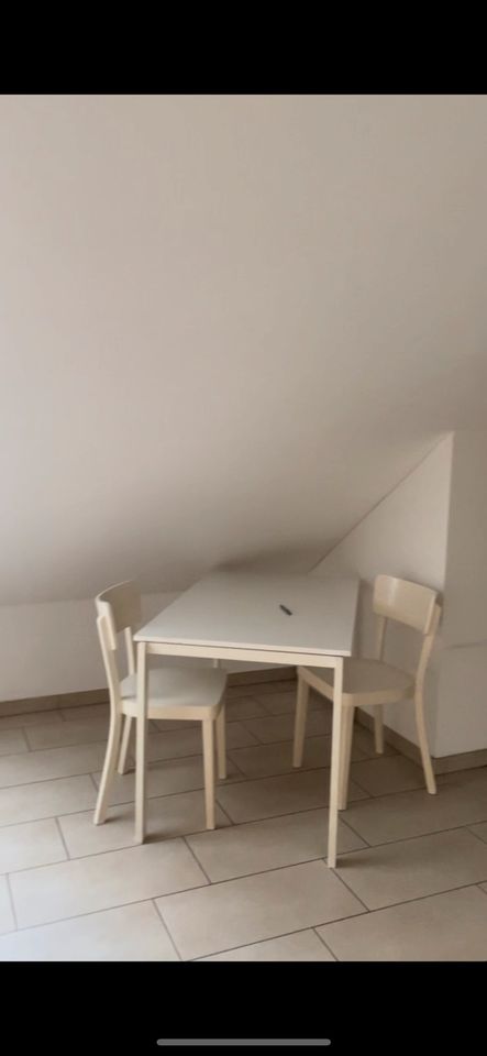 Tisch Stühle weiß Holz in Köln