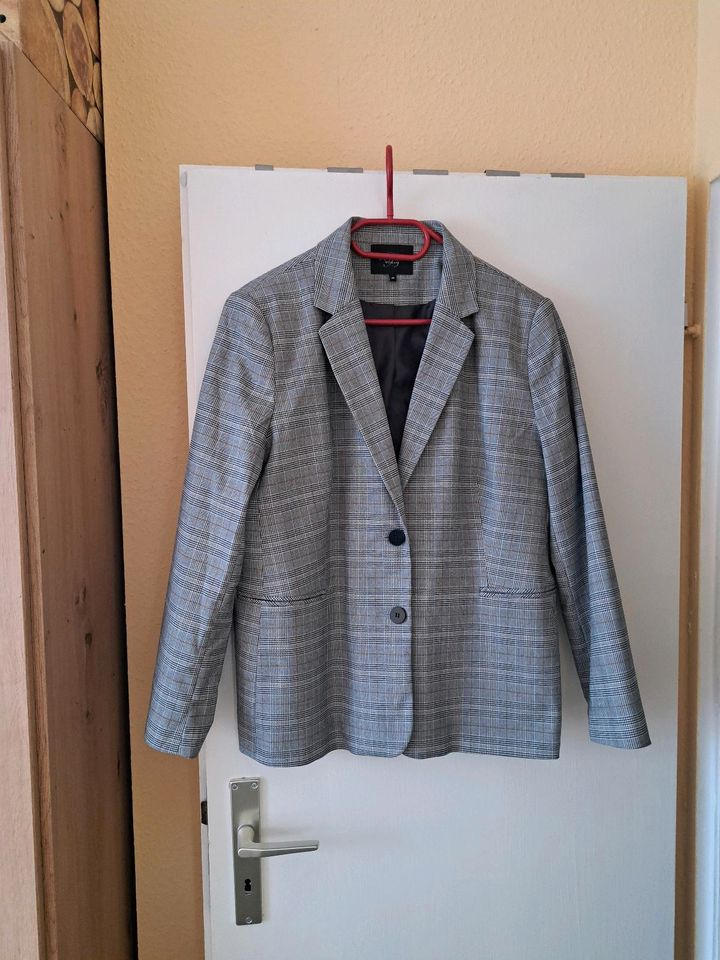 Bexleys Damen Blazer Gr.46 in Halle