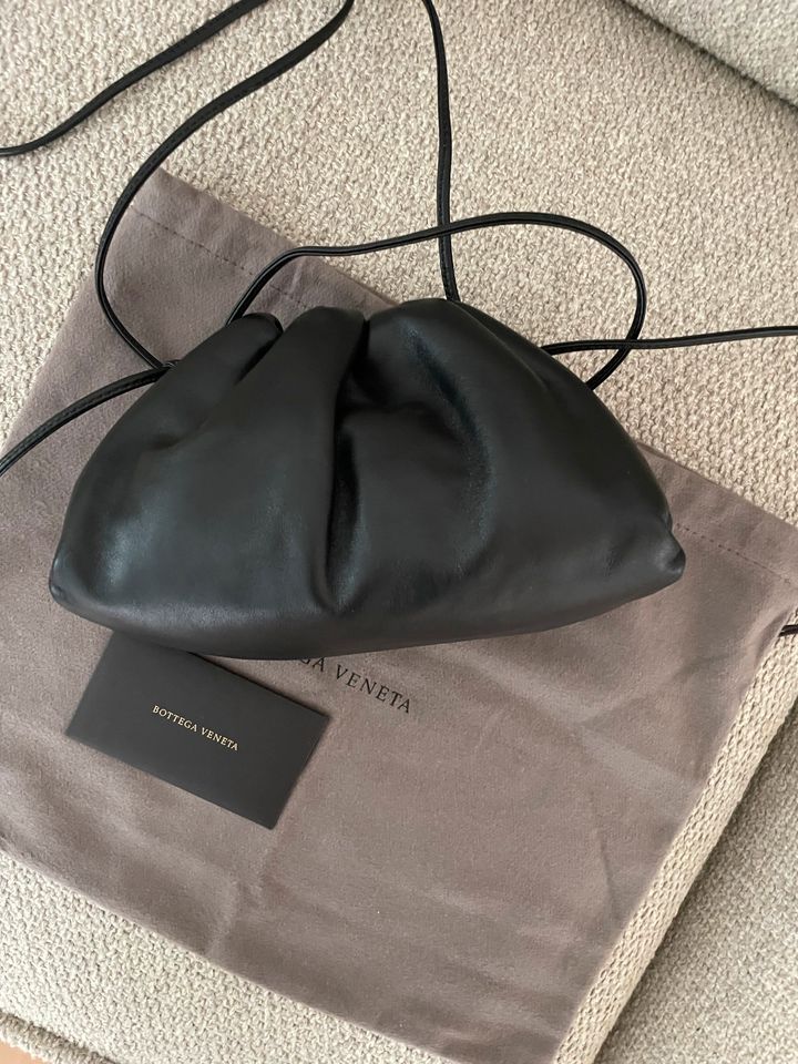 ❤️ORIG BOTTEGA VENETA MINI POUCH SCHWARZ WIE NEU ❤️ in Hamburg