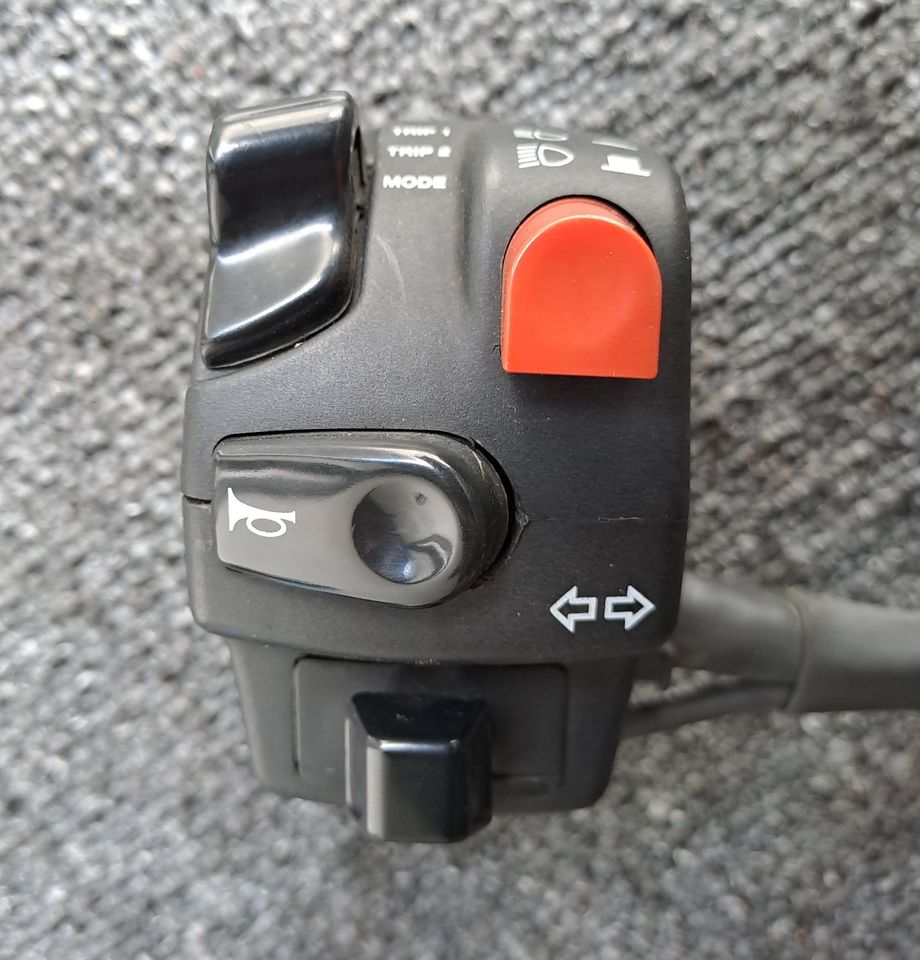 Aprilia RSV ZD4RR Schalter Lichtschalter Armatur Kill Schalter in Leverkusen