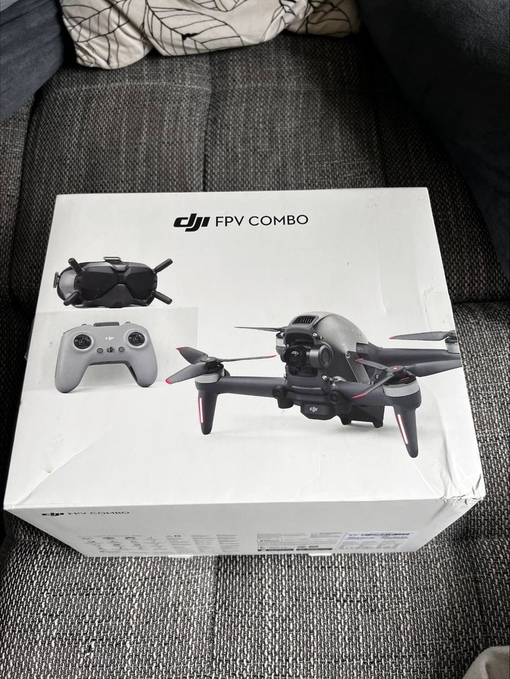 DJI FPV Combo Drohne 4K - NIE GEFLOGEN in Berlin