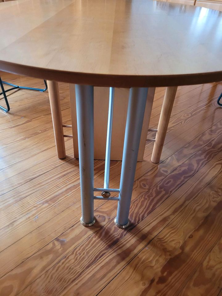 Esszimmer Tisch mit 6 Stühlen in Homburg