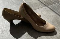 Tamaris Damen Pumps beige taupe 38 Schuh Business Glattleder Nordrhein-Westfalen - Gummersbach Vorschau