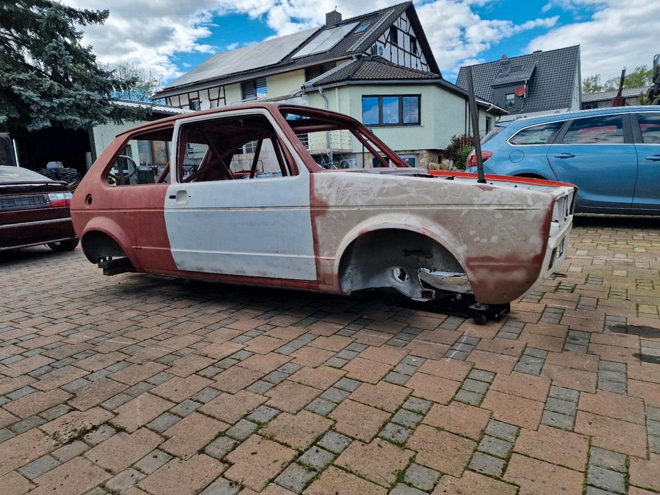 VW Golf 1 GTI W65 Karosse Karosserie  mit Käfig in Döllstädt