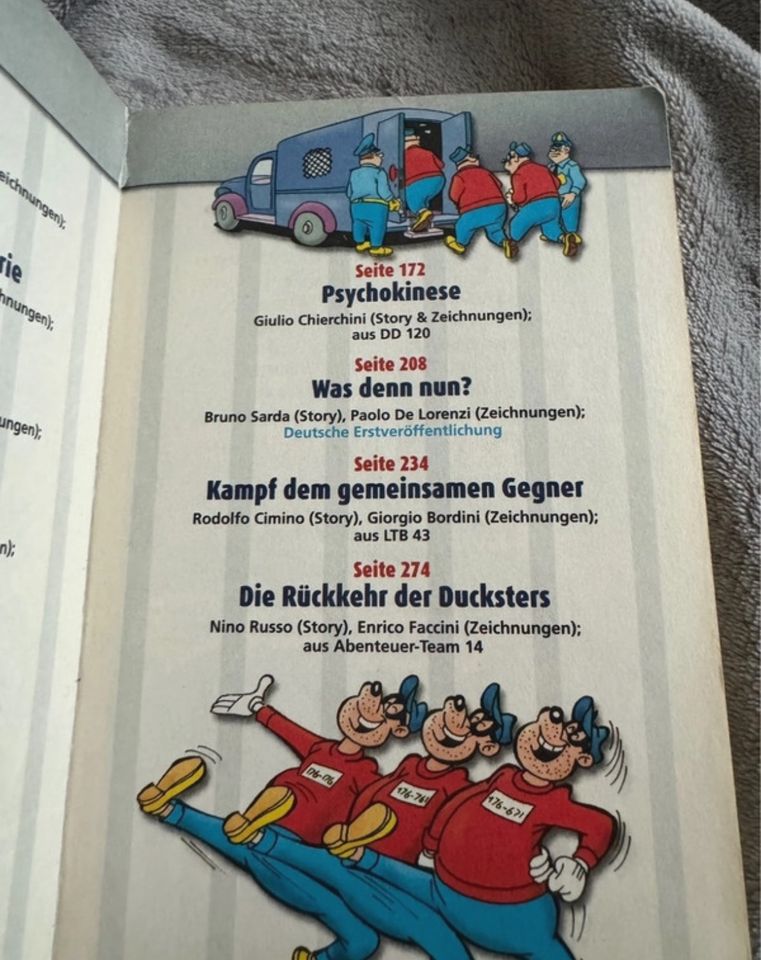 Lustiges Taschenbuch sonder Edition Polizei revier entenhausen in Neu-Eichenberg