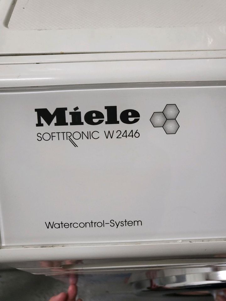 Miele Waschmaschine in Velbert