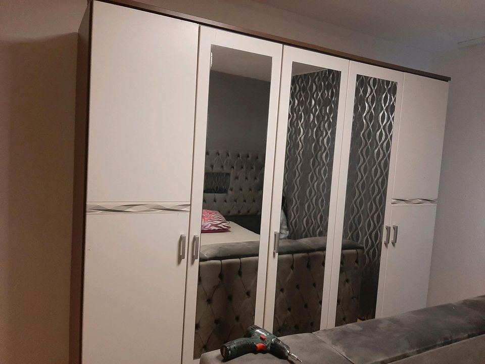 Kleiderschrank in Marl