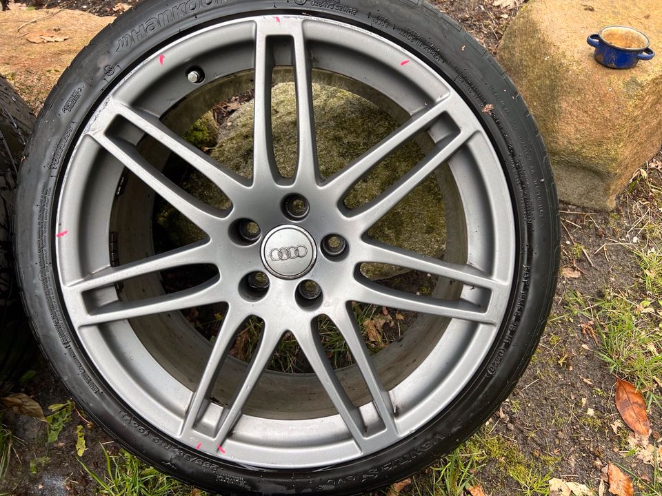 Alu Felgen Audi A4 8,5Jx19 ET43 Speedline in Stavern