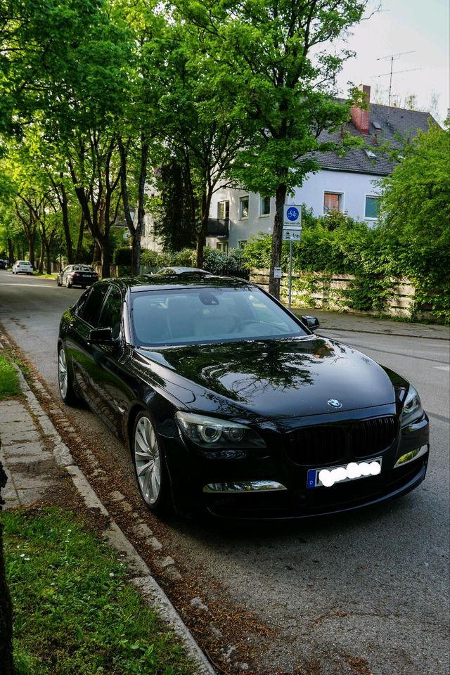 BMW 740i M760i Optik in München