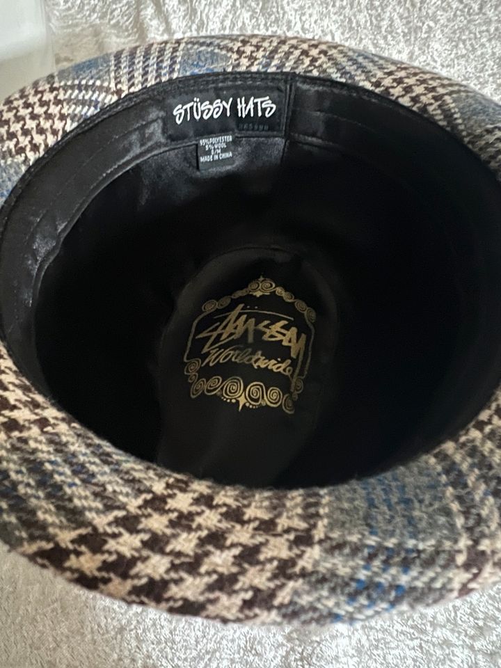 STÜSSY HATS Größe S/M in Leipzig