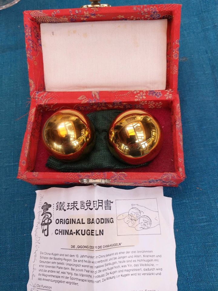Baoding China Kugeln, gold, Vintage in Preetz
