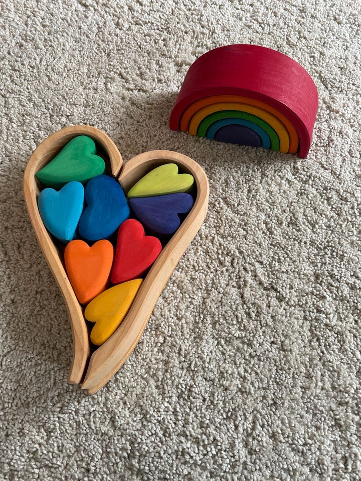 ♡ Grimms Herzen (verk.) + Regenbogen ♡ Holz ♡ Spielzeug ♡ in Detmold