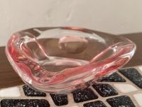 Kleiner rosa Vintage Glas Aschenbecher Nordrhein-Westfalen - Oberhausen Vorschau