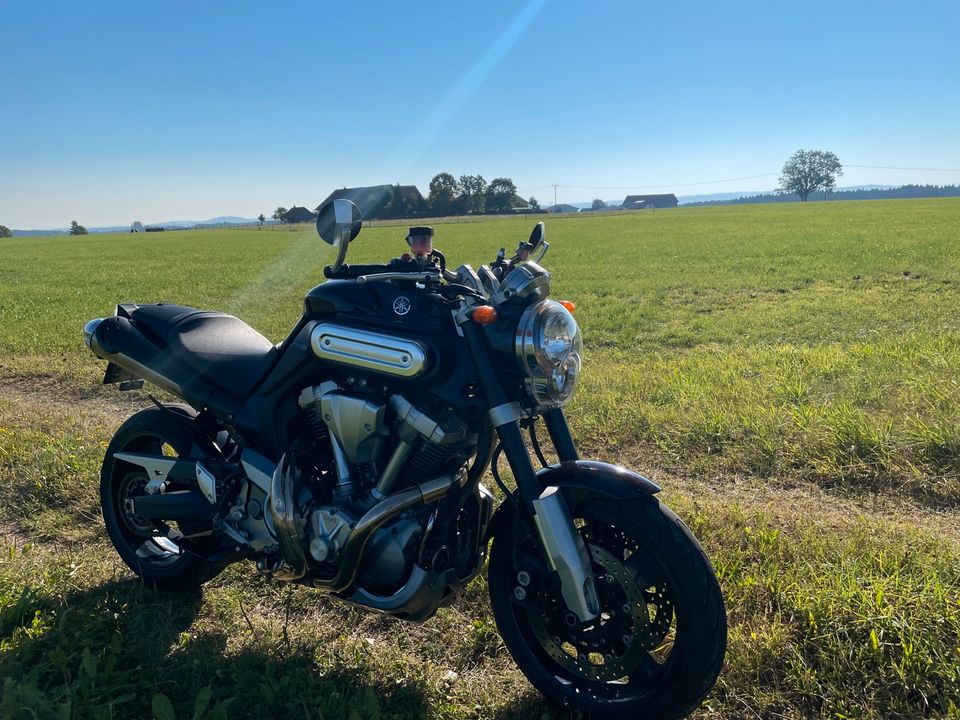 Yamaha mt 01 in Aitrach